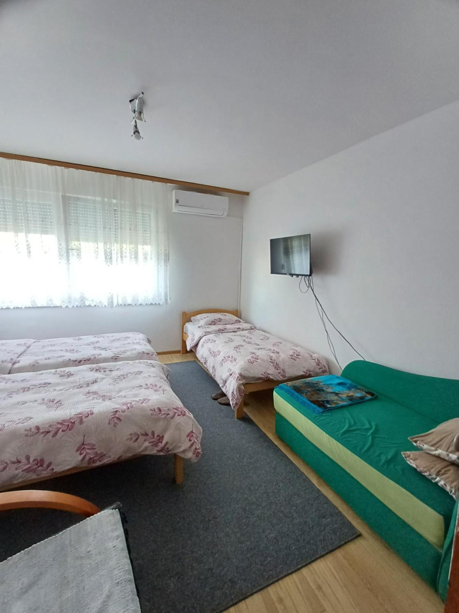 Apartments Lela Bihac Exterior photo